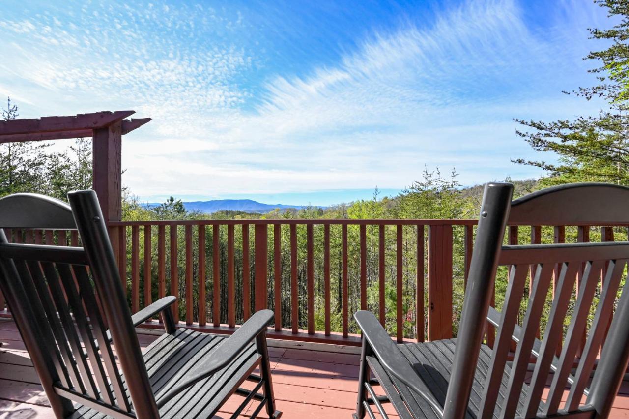 Private Mountain Cabin, Hot Tub Escape In The Smokies, With The View Sevierville Exterior foto