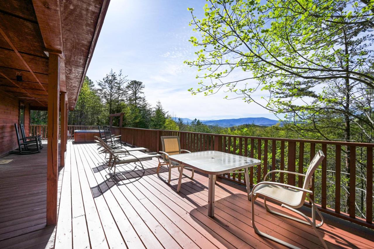 Private Mountain Cabin, Hot Tub Escape In The Smokies, With The View Sevierville Exterior foto