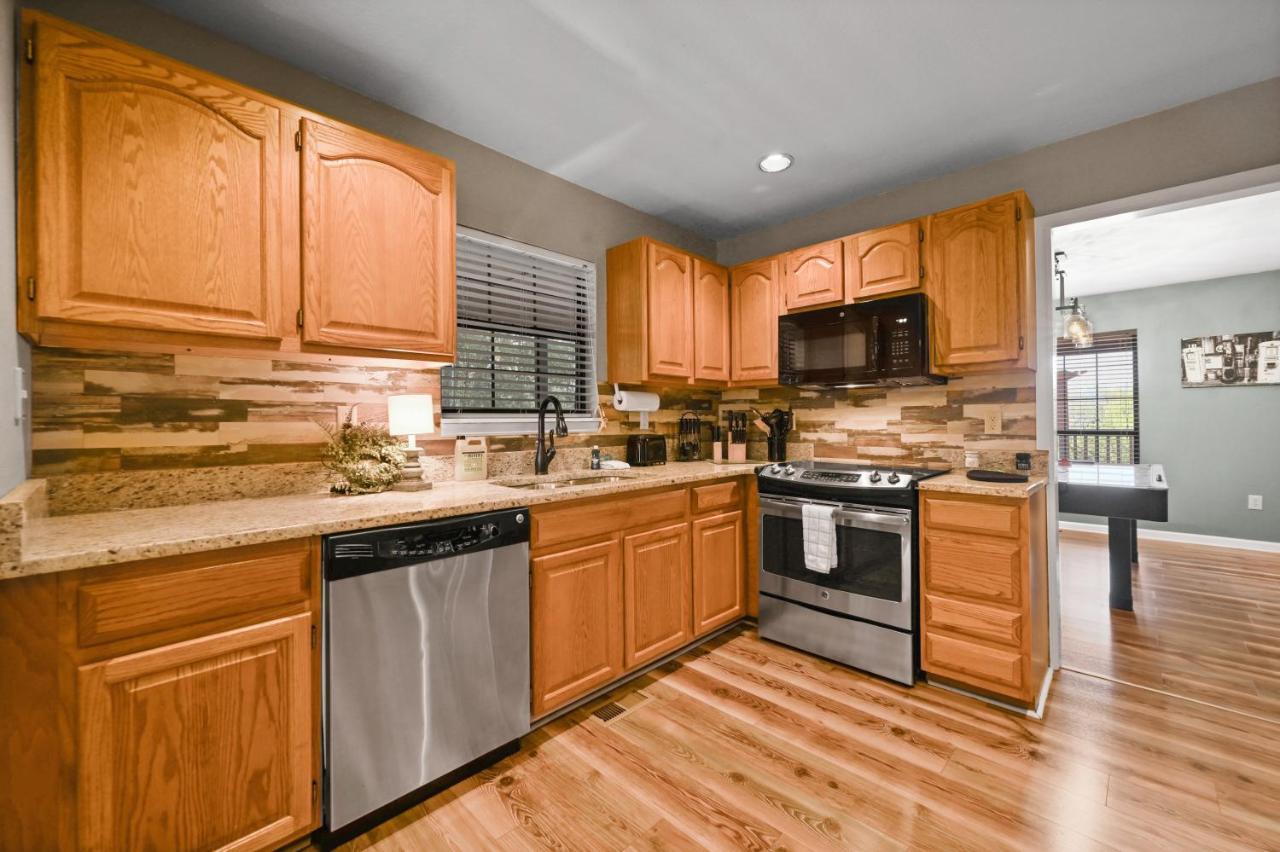 Private Mountain Cabin, Hot Tub Escape In The Smokies, With The View Sevierville Exterior foto